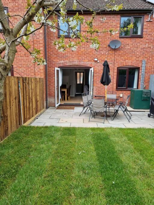 41 Mortimer Drive, Ideal Location Near Ludlow *